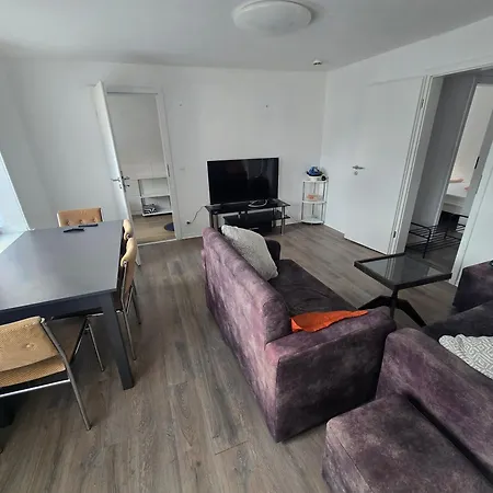 Stadt Ausblick, Smart Tv, Kaffeevollautomat, Badewanne- Fahrrad-motorrad Stellplaetze * Holzminden