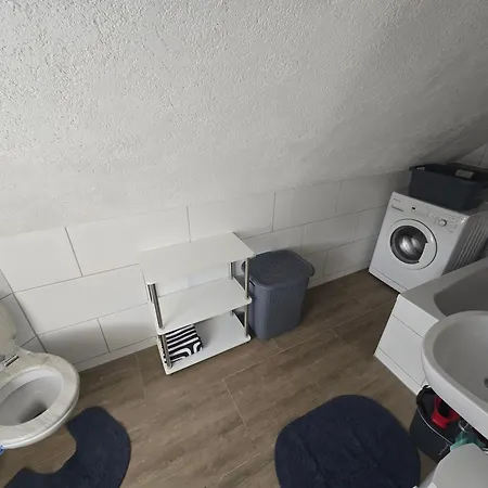 Stadt Ausblick, Smart Tv, Kaffeevollautomat, Badewanne- Fahrrad-motorrad Stellplaetze *